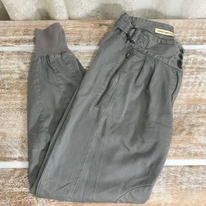 ✨SOLD✨French Connection Denim Gray Trousers